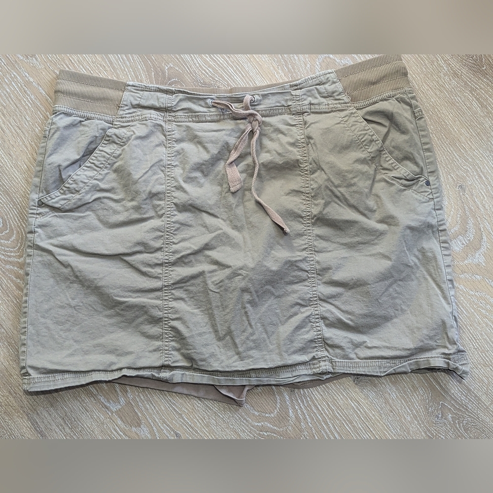 Penningtons DC Jeans Women's Cargo Khaki Skort‎ Y2K Utility Hiking Outdoor